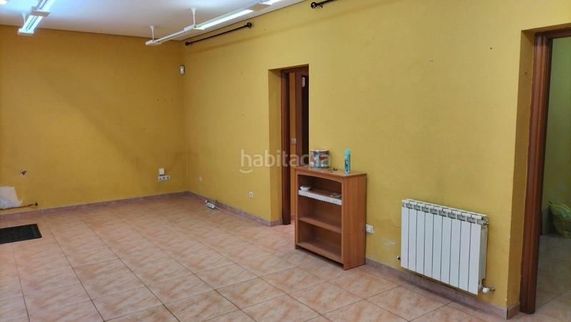 Foto fe76b112-b429-4f0d-b88b-cf435b5eb32c. Alquiler local comercial moncasa alquila en Campo de la Juventud Palencia