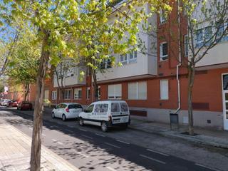 Appartement  Batalla tamaron. Moncasa vende vivienda en planta baja en palencia. zona cristo