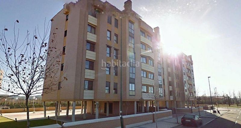 Foto 6eec2410-6d9a-4355-af6b-5dedd8125bf7. Aparcament cotxe a Hospital Nuevo Valladolid