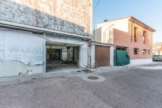Casa a Medina del Campo. Casa unifamiliar en construcción detenida en medina del campo, v