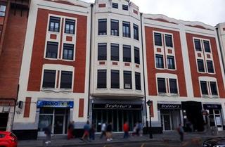 Local commercial  Plaza leon. Disponible a la venta local en palencia