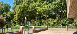 Rent Flat in Huerta del Rey. Moncasa alquila