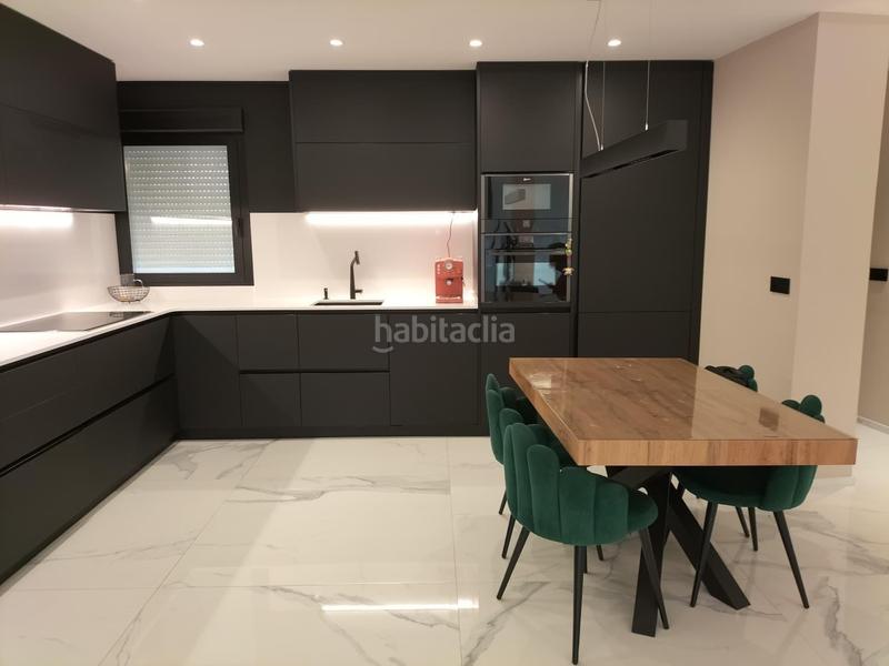 Foto ae4a126a-b5dc-455d-ba2e-fa39d0c7032f. Ático moncasa vende atico en calle mayor principal en Palencia