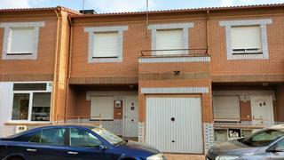 Xalet  Tarecus. Moncasa vende chalet en tariego de cerrato