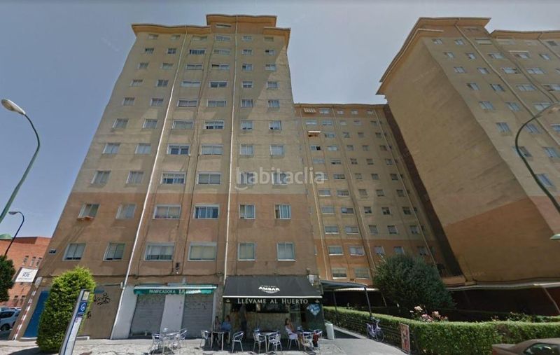 Foto 568efce9-9e23-4a2f-8e34-1a7233a51bef. Parking coche moncasa vende plaza de garaje en francisco mendizabal en Valladolid