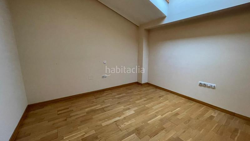 Foto df3d7cf7-1e60-4c17-943b-546153e583a2. Lloguer àtic amb calefacció aparcament a Caño Argales Valladolid