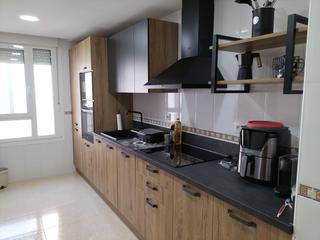 Pis  Calle salero. Moncasa vende piso de 3 dormitorios en villalobon