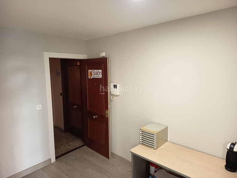 Foto 46574f7e-ce32-4aa0-ac0b-d7b7606dfc6e. Büro mit heizung in Centro Palencia