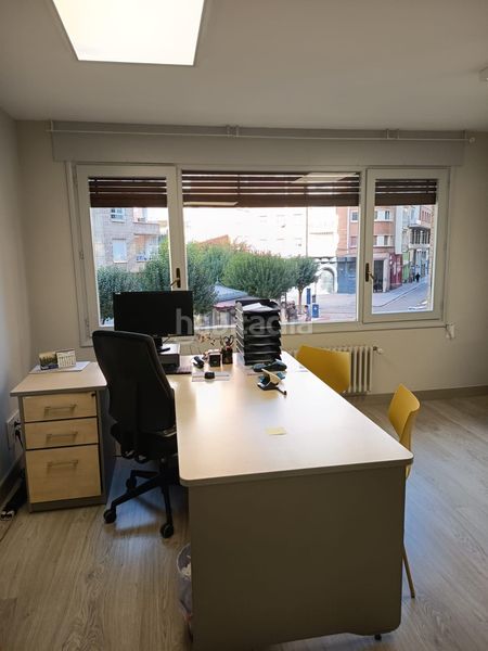 Foto 8aa86ad3-ff7d-4daf-b2b4-a5c38eab340f. Büro mit heizung in Centro Palencia