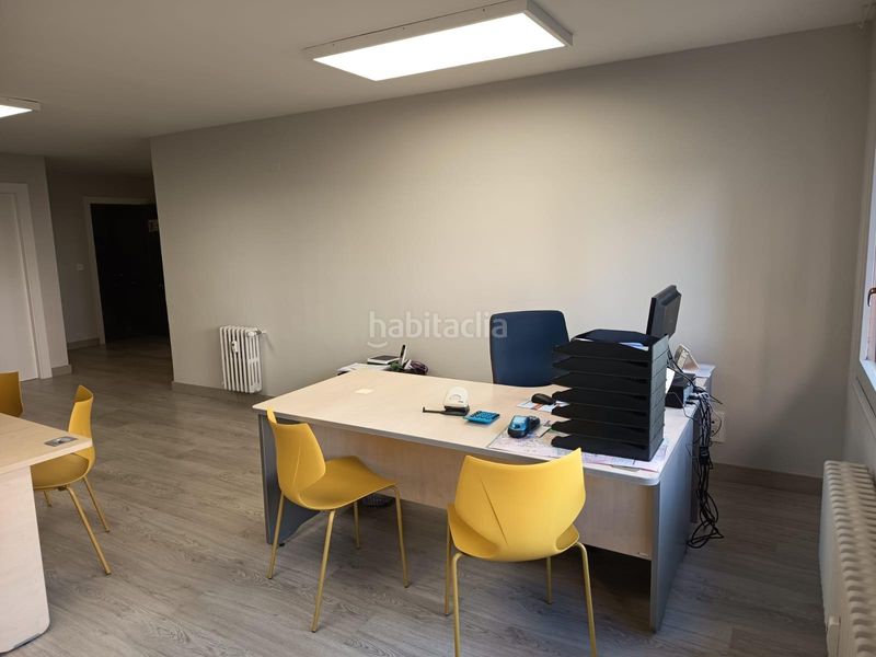 Foto e6923470-76f9-488d-bf36-78e233290357. Büro mit heizung in Centro Palencia