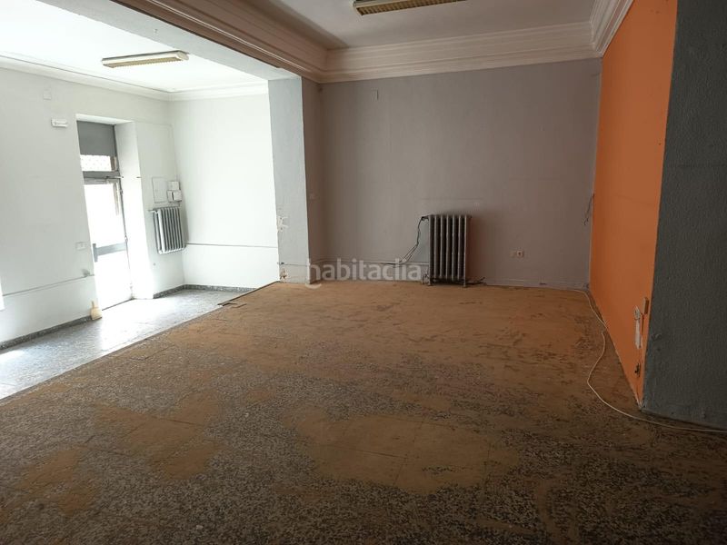 Foto 7bee26ed-595c-465b-b1ea-0cb10dc4cb8c. Local comercial a Centro Palencia