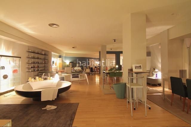 Foto 9a902e33-da3d-41c7-971c-a646900e757f. Local comercial a Centro Palencia