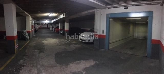 Foto b0936ff3-62a2-4161-9970-812816ade8b0. Aparcament cotxe a Centro Palencia
