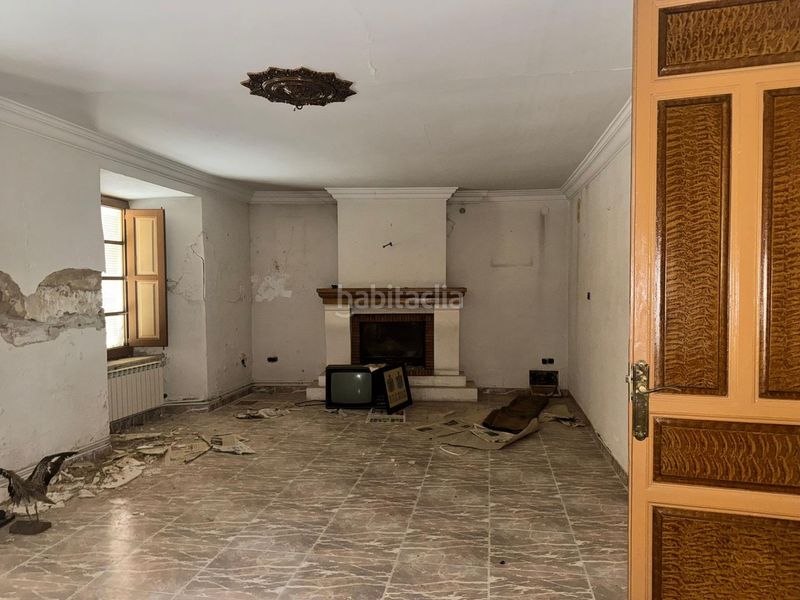 Foto b18f004f-3497-453e-b178-9297d6a77e34. Casa amb aparcament a Frómista