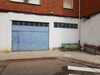 Local Comercial a Avenida de Madrid