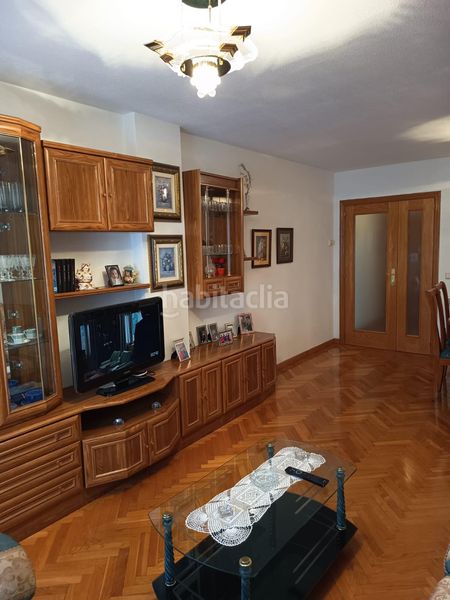 Foto 6af917b6-ed80-4b65-a8f3-775d3af09ad1. Pis amb calefacció aparcament a San Antonio Palencia