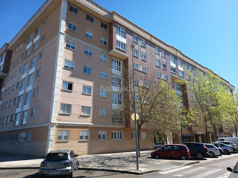 Foto 6f51e60c-5487-491a-a7c4-26690e6f0ad5. Pis amb calefacció aparcament a San Antonio Palencia