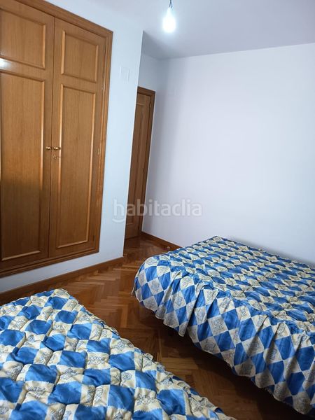 Foto 990e51cd-f2a4-407d-b9eb-e7f9f257ee71. Pis amb calefacció aparcament a San Antonio Palencia