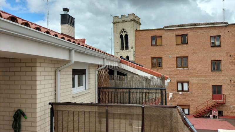 Foto e3e7cc7d-c4db-49e3-a6b3-0bac5d943474. Àtic amb calefacció aparcament a Centro Palencia