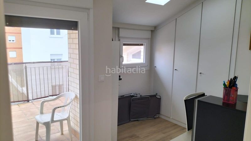 Foto f0368f92-5861-49e7-a13e-fdb34d1915d6. Àtic amb calefacció aparcament a Centro Palencia