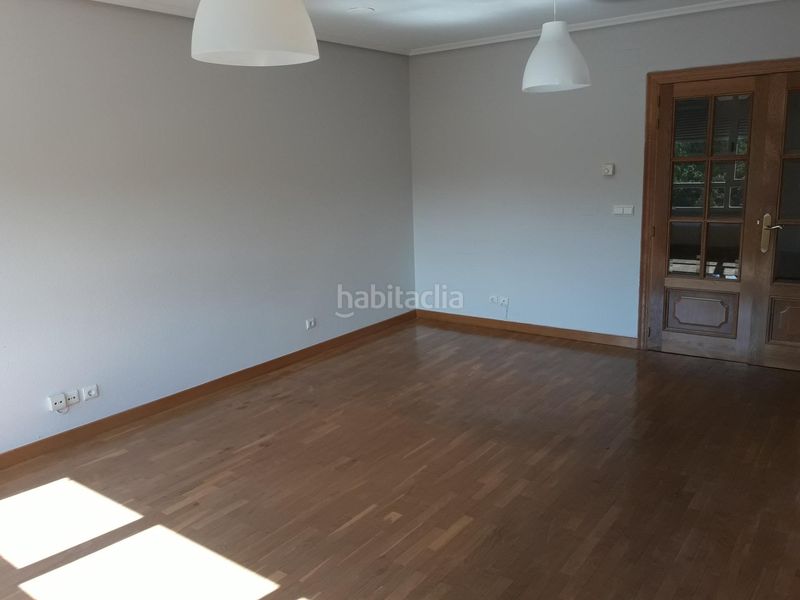 Foto 42876f38-c550-489c-8765-2d0895f4170d. Miete etagenwohnung mit heizung parking in Campo de la Juventud Palencia