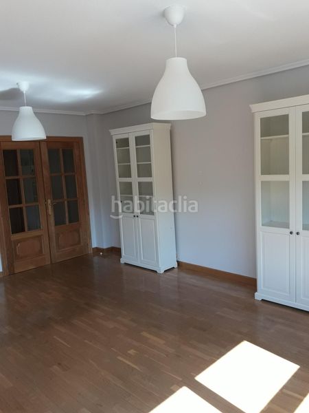 Foto 453ae271-dc02-4afb-b484-d9bb8565e5d9. Miete etagenwohnung mit heizung parking in Campo de la Juventud Palencia