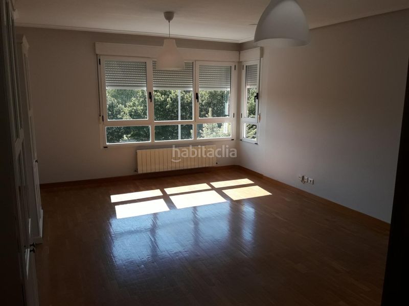 Foto 54a217a8-7b84-485d-b009-55a86c41835e. Miete etagenwohnung mit heizung parking in Campo de la Juventud Palencia