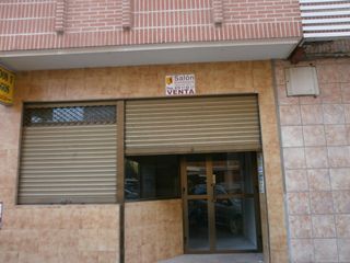 Local Comercial  Calle trigales. Local en zona cercana al centro