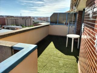 Rent Penthouse in Campo de la Juventud. Moncasa alquila atico en palencia