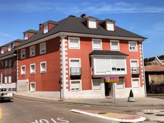Pis  Plaza don edmundo. Moncasa vende atico en guardo