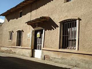 Masia a Villafrades de Campos