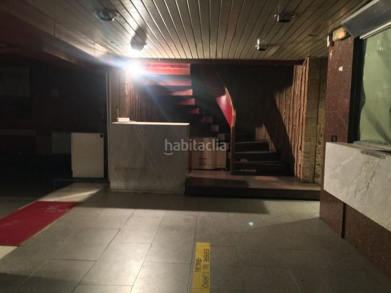 Foto 6aa24cb6-2544-4ace-8714-9b9b91f841e0. Local comercial en Centro Valladolid