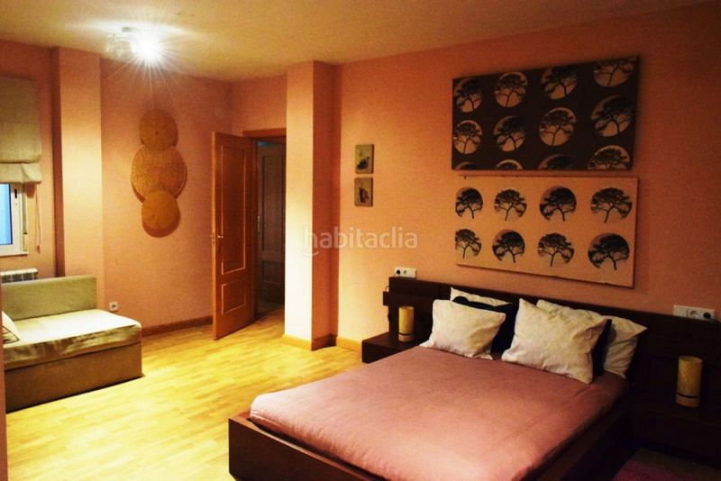 Foto 93cba08d-357e-43fb-bd3c-a4da7ee8a326. Casa en Becerril de Campos