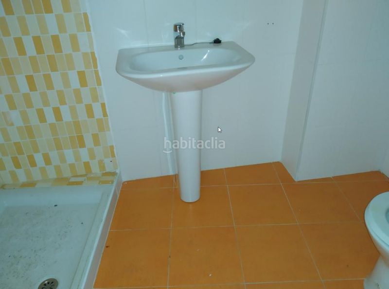 Foto 7f0b6794-bf98-4d2d-9307-003998acbb2e. Pis amb calefacció a Becerril de Campos
