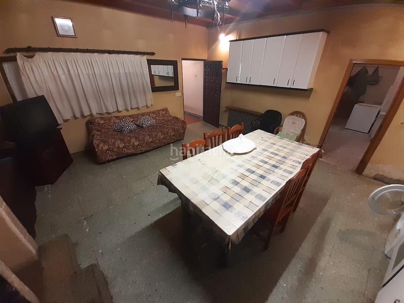 Foto c71b4c78-e549-41e8-b653-3552690e3a81. Pis amb xemeneia a Pinilla Zamora