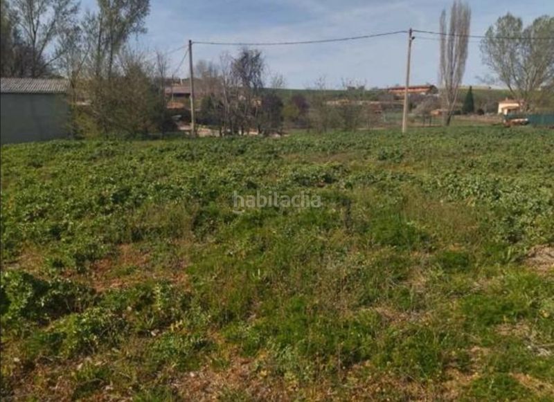 Foto 17a940bd-ae7a-45bd-ab41-9439e4554a33. Terreno residencial terreno rustico y urbano en Fuentesaúco