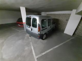 Parking voiture à San Lázaro