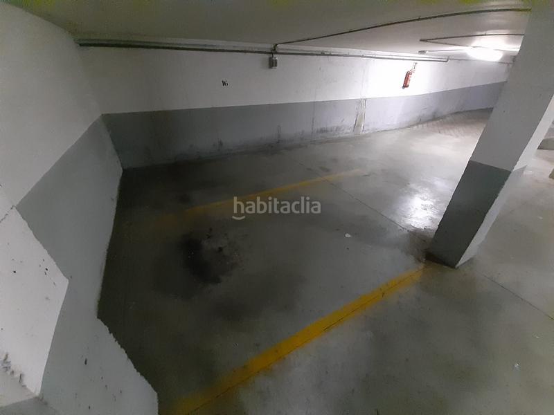 Foto 1767378f-452b-41d3-92a9-d877aafc1aa4. Car parking in Los Bloques Zamora