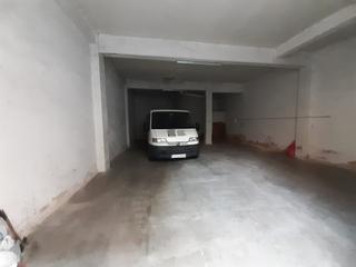 Lloguer Local Comercial a Las Viñas. Local de 96 metros en el centro