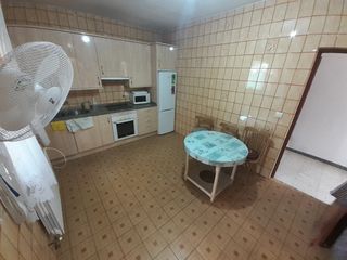 House in Moreruela de Tábara. Casa  3 habitaciones, baño garaje patio