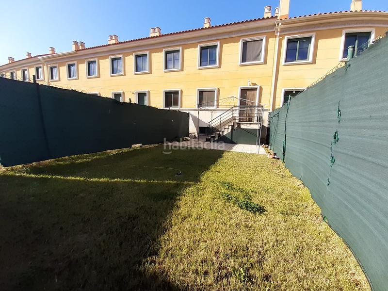 Foto 19cb8ab8-6c3c-43e9-a062-fef56b5d98d5. Casa a schiera con riscaldamento parcheggio in Urbanización S.XXI - Carretera de Villalpando Zamora