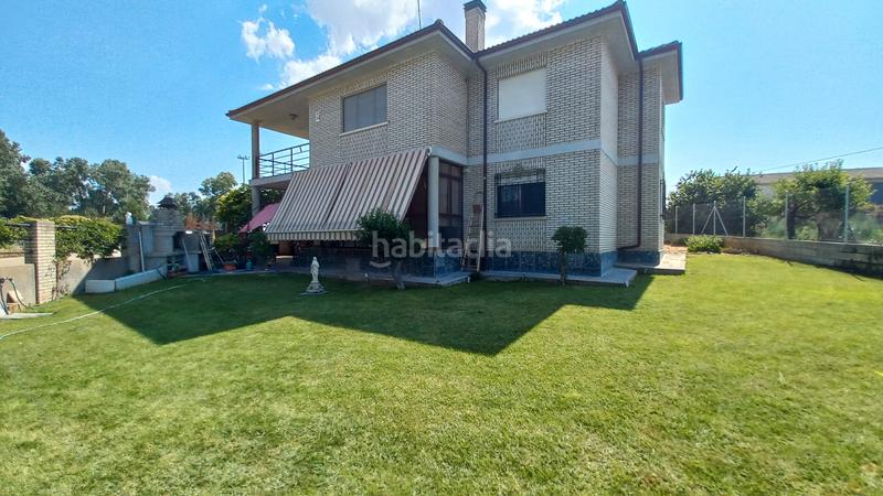 Foto 82797dad-c0de-40bb-83c0-abbd8bb2280e. Chalet  independiente- en Argujillo