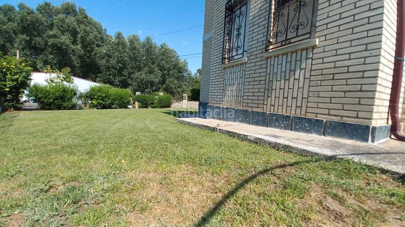 Foto 8a938458-769b-4166-ba7a-a12428e29e1b. Chalet  independiente- en Argujillo