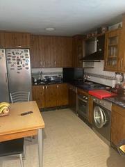 Casa adosada en Peleas de Abajo