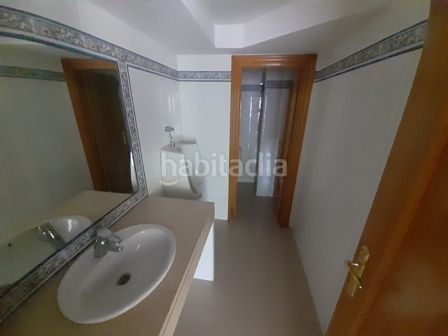 Foto c4e4c271-95fd-44d9-847a-761e352a6f5f. Local comercial amb calefacció a Las Viñas Zamora