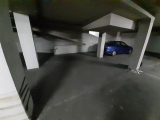 Parking voiture à Los Bloques