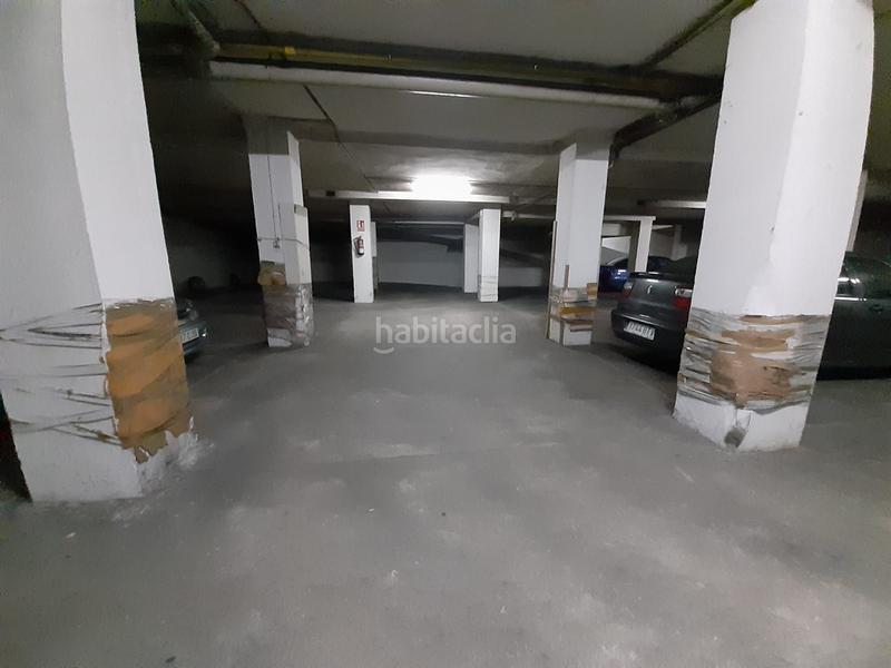 Foto cfe7e788-4a50-4f47-82dc-5867439b5270. Autoparkplatz in Los Bloques Zamora