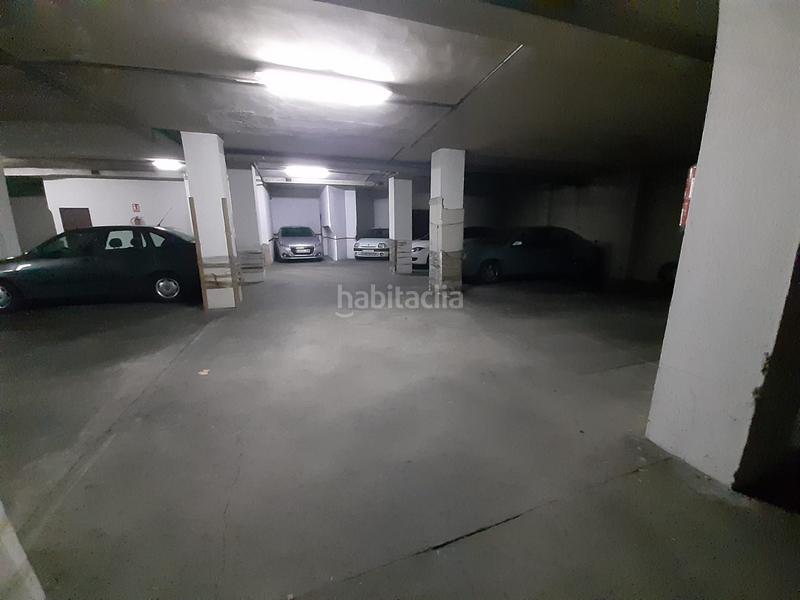 Foto 6de45547-7a33-4feb-a28f-024e8884ce3c. Car parking in Los Bloques Zamora