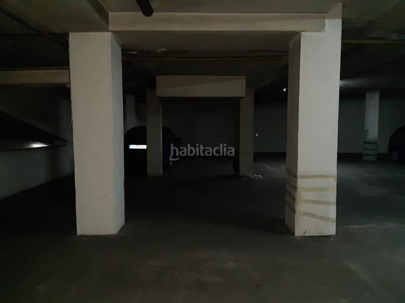 Foto b17d6bbb-c747-4ee8-882d-a396187dcb5c. Car parking in Los Bloques Zamora