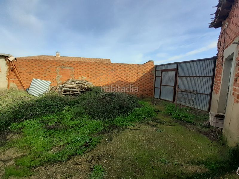 Foto b664f44f-6b4c-449f-80f2-68c44df21692. Haus mit parking in Morales del Vino
